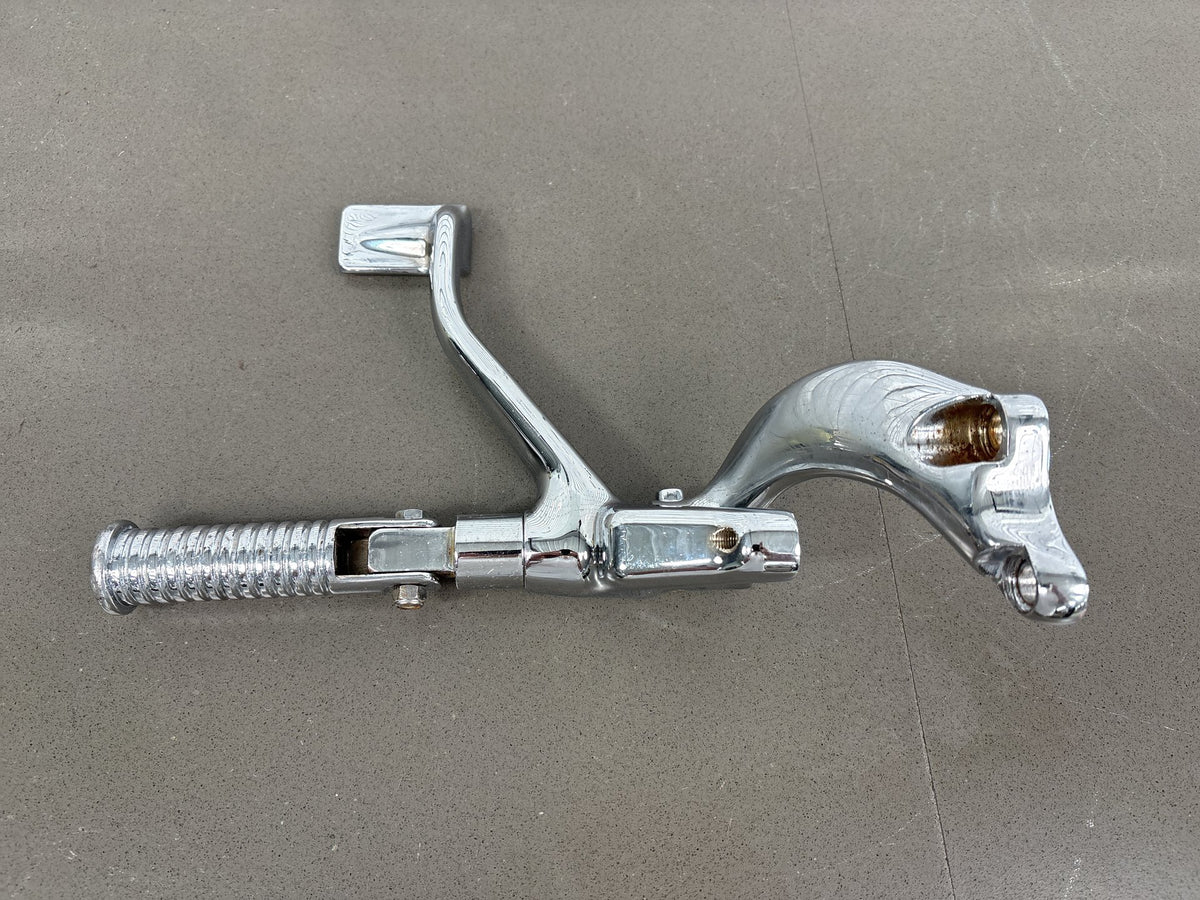 04-13 Harley Davidson Sportster XL 1200 883 Foot Peg Forward Controls Left/Right