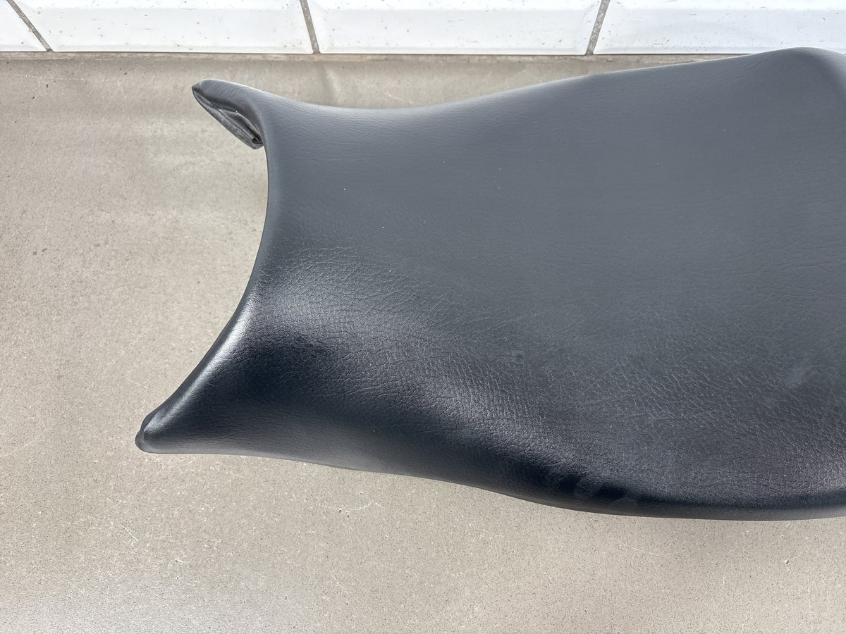 1999-2007 Yamaha YZF600R 3K Mile Seat Saddle Rider Passenger One Piece Black OEM