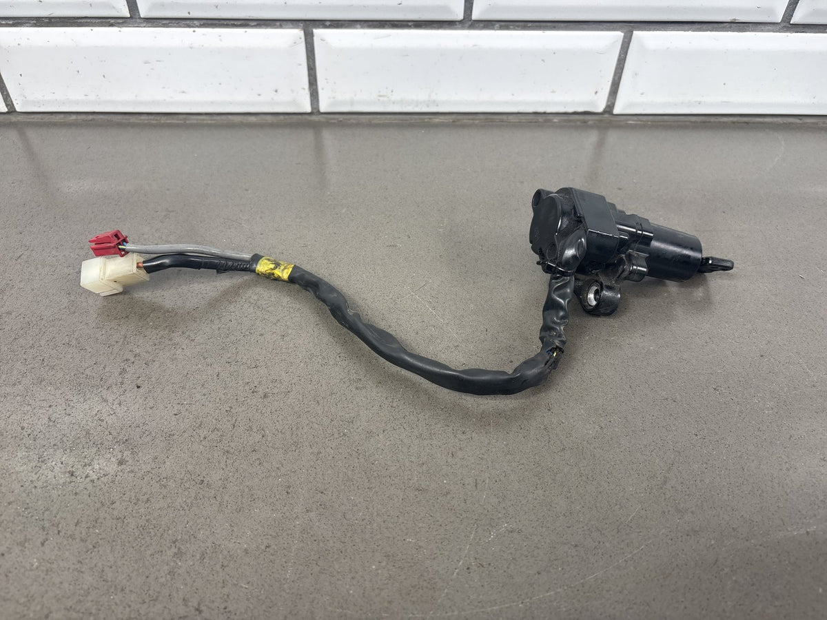 2006-2007 Yamaha FJR1300 Ignition Switch Gas Cap Seat Lock ECU Lock Set One Key