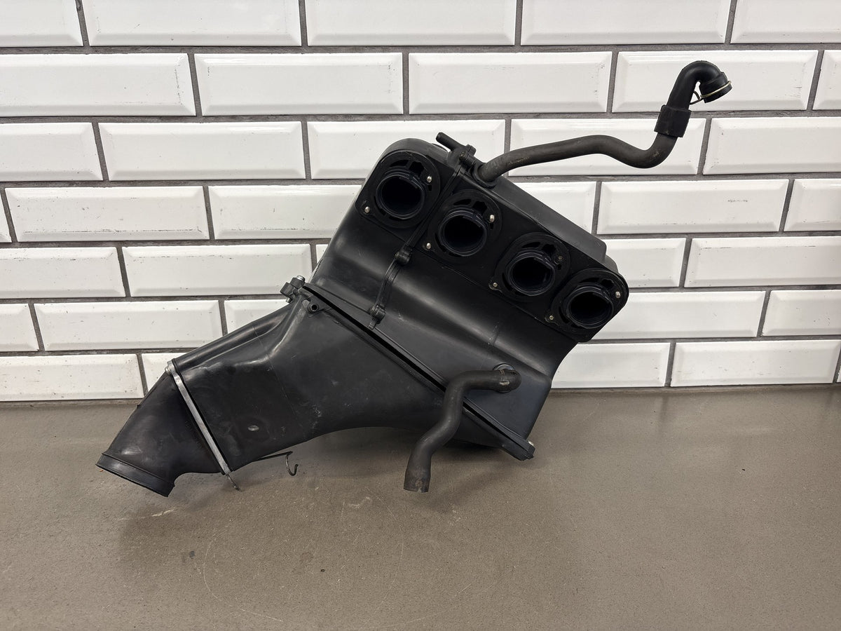 1990-1993 Kawasaki Ninja ZX-11 ZX1100C Airbox Air Filter Housing OEM