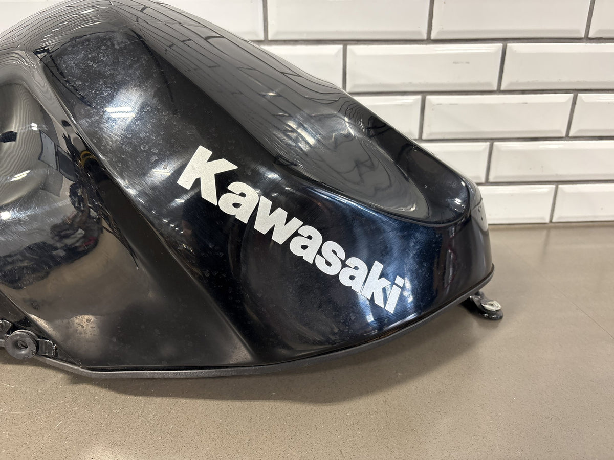 1992-1993 Kawasaki Ninja ZX-11 ZX1100C Fuel Gas Tank OEM 51003-5396-H8