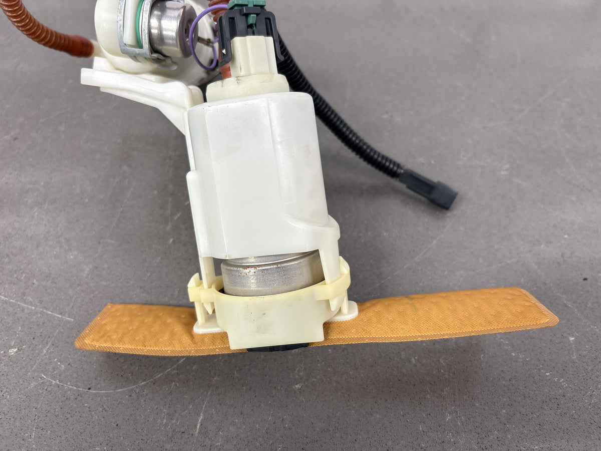 06 09-17 Dyna Super Glide Street Bob Fat Bob Harley EFI Fuel Pump 75218-04D