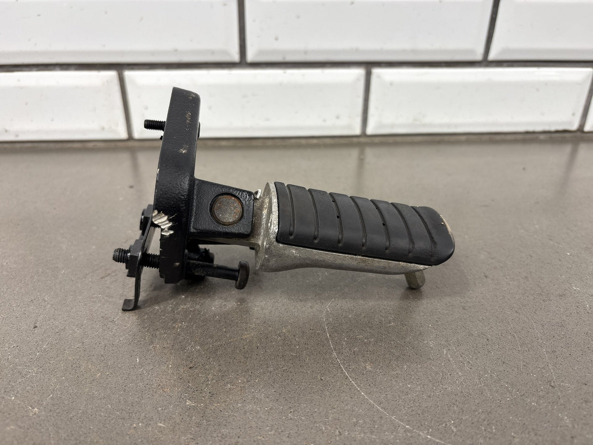 2000 Triumph Tiger 900 T709 Rearsets OEM