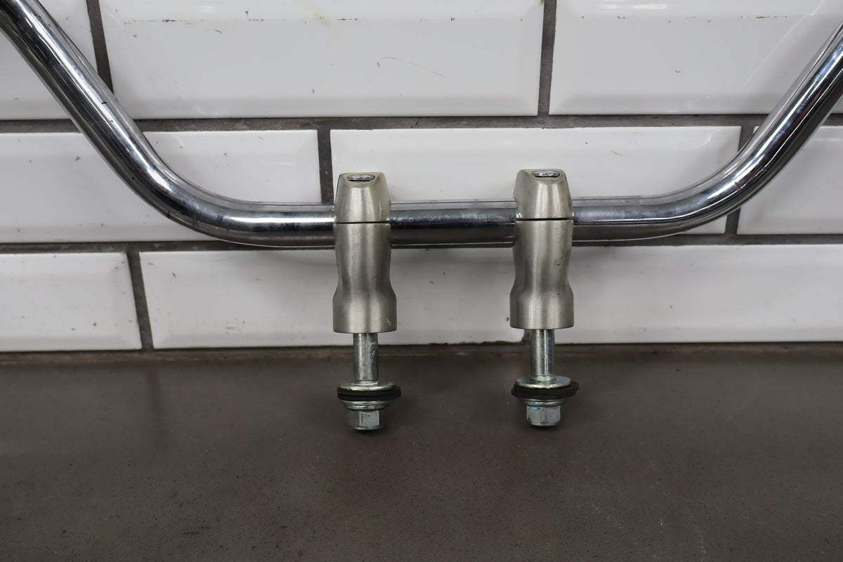 2001-04 Suzuki VL800 Volusia Handlebar Risers OEM