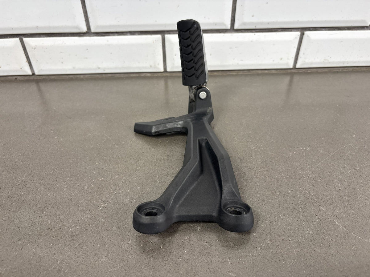 17-25 Kawasaki Ninja 650 EX650 Left Rear Passenger Footpeg & Bracket 35063-1350
