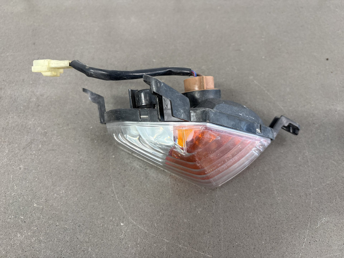 2006-2011 Yamaha FJR1300 Front Turn Signals Pair Left Right OEM 3P6-83310-00-00