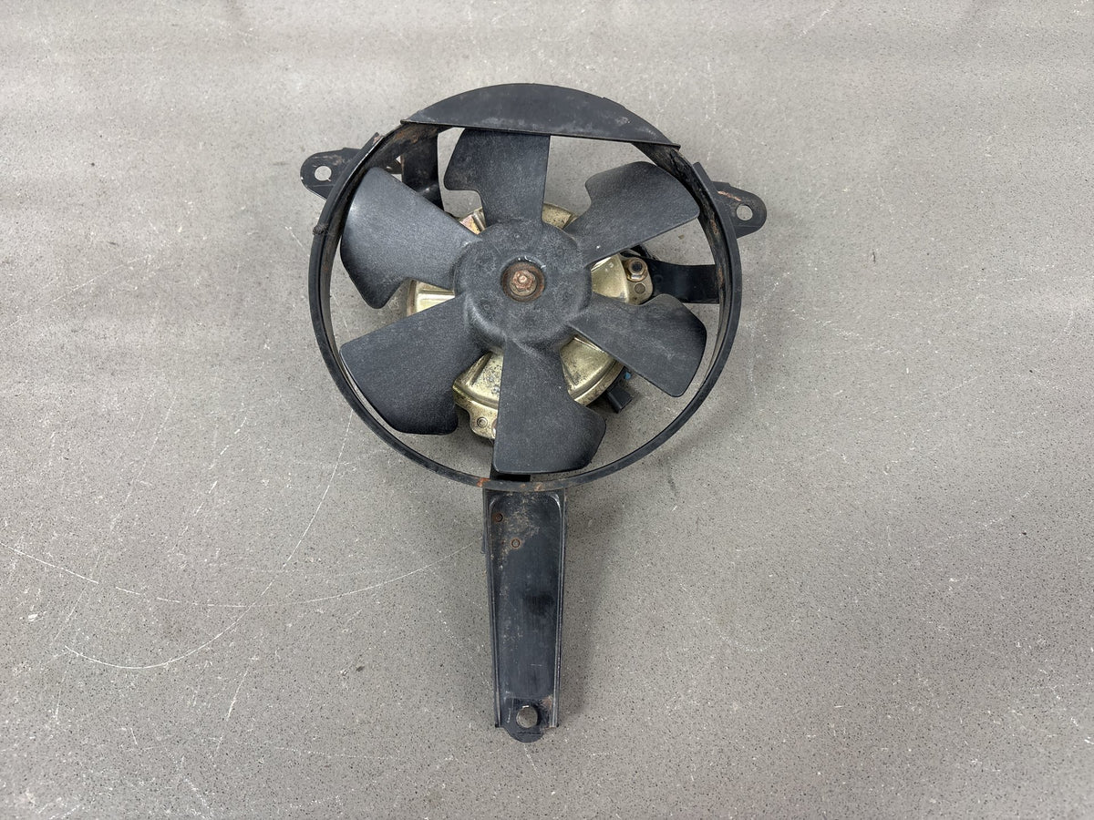1999-2002 Yamaha YZF-R6 YZFR6 5EB Radiator Cooling Fan Motor Shroud OEM