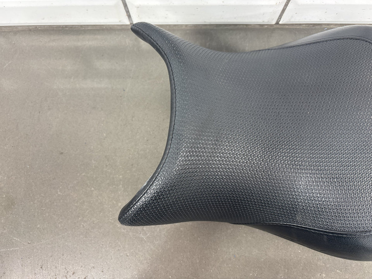 04-09 Suzuki SV650 SV650S Front Seat (Black) OEM 45100-16G40-W05 45100-16GA0-W05