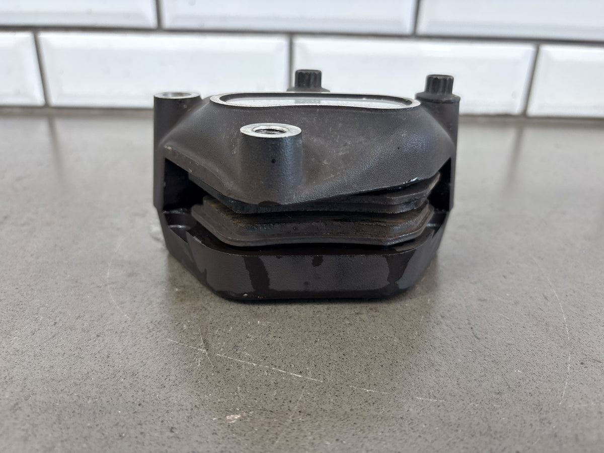 00-06 Road King Heritage 06-07 Dyna Harley Left Front Brake Caliper 44046-00D