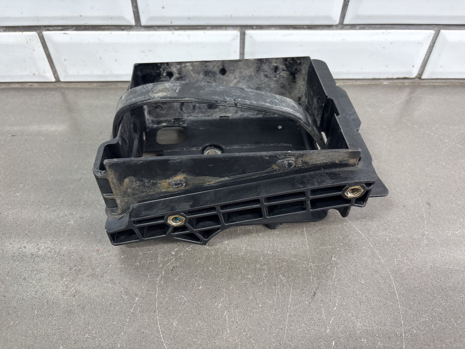 06-08 Dyna Super Glide Street Bob Low Rider Harley Battery Tray Box 70379-06