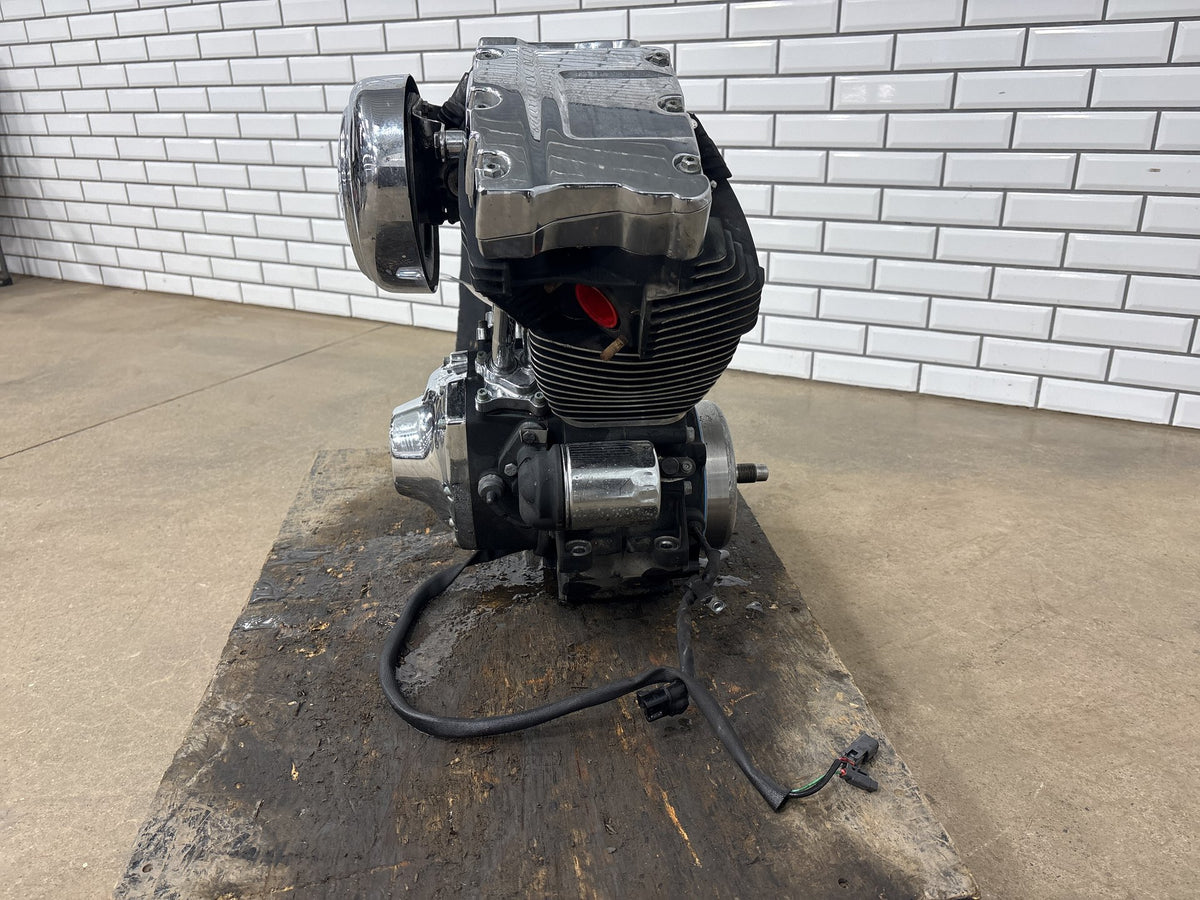 1999-2006 Harley Road King FLHRCI Twin Cam 88 EFI Engine Video/Compression Test