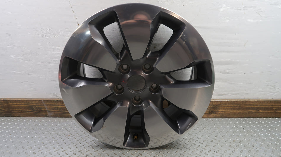 2017-2020 Chrysler Pacifica 18x7.5 OEM Wheel 5SQ16TRMAB Straight