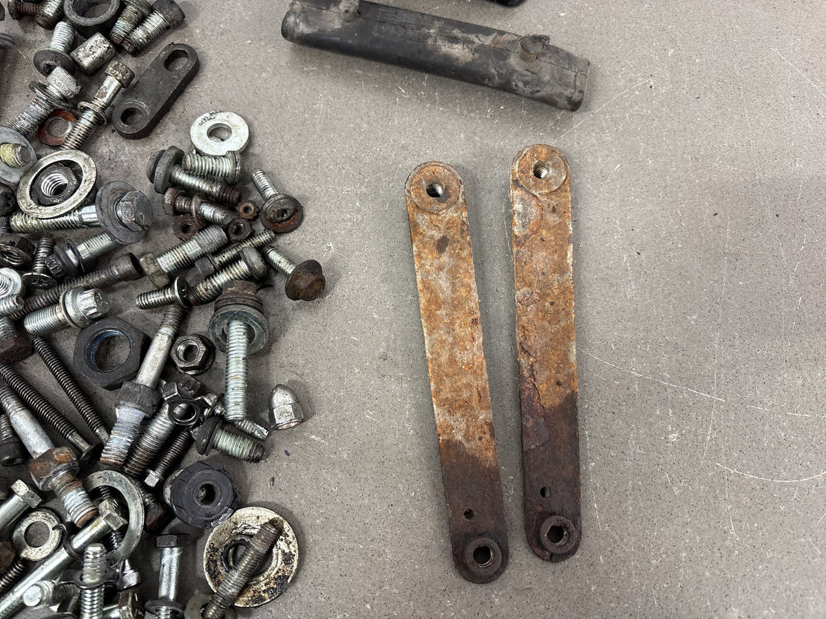 2004 Harley-Davidson Heritage Softail FLSTC Hardware Lot Nuts Bolts Screws OEM