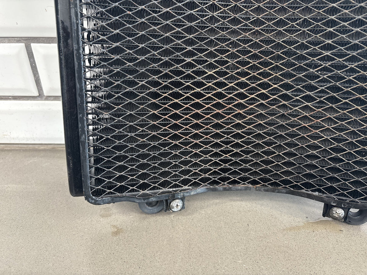 1990-1993 Kawasaki Ninja ZX-11 ZX1100C Radiator OEM 39060-1094