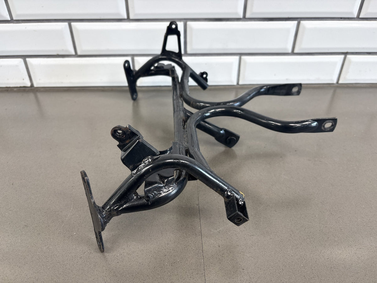 1990-1993 Kawasaki Ninja ZX-11 ZX1100C Upper Fairing Stay Bracket OEM 11046-1892