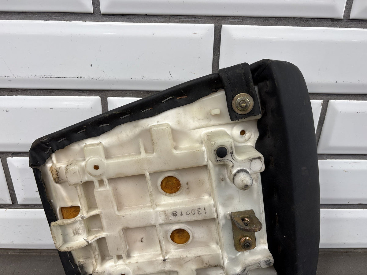 2000 Yamaha YZF-R6 Rear Passenger Seat Pillion OEM