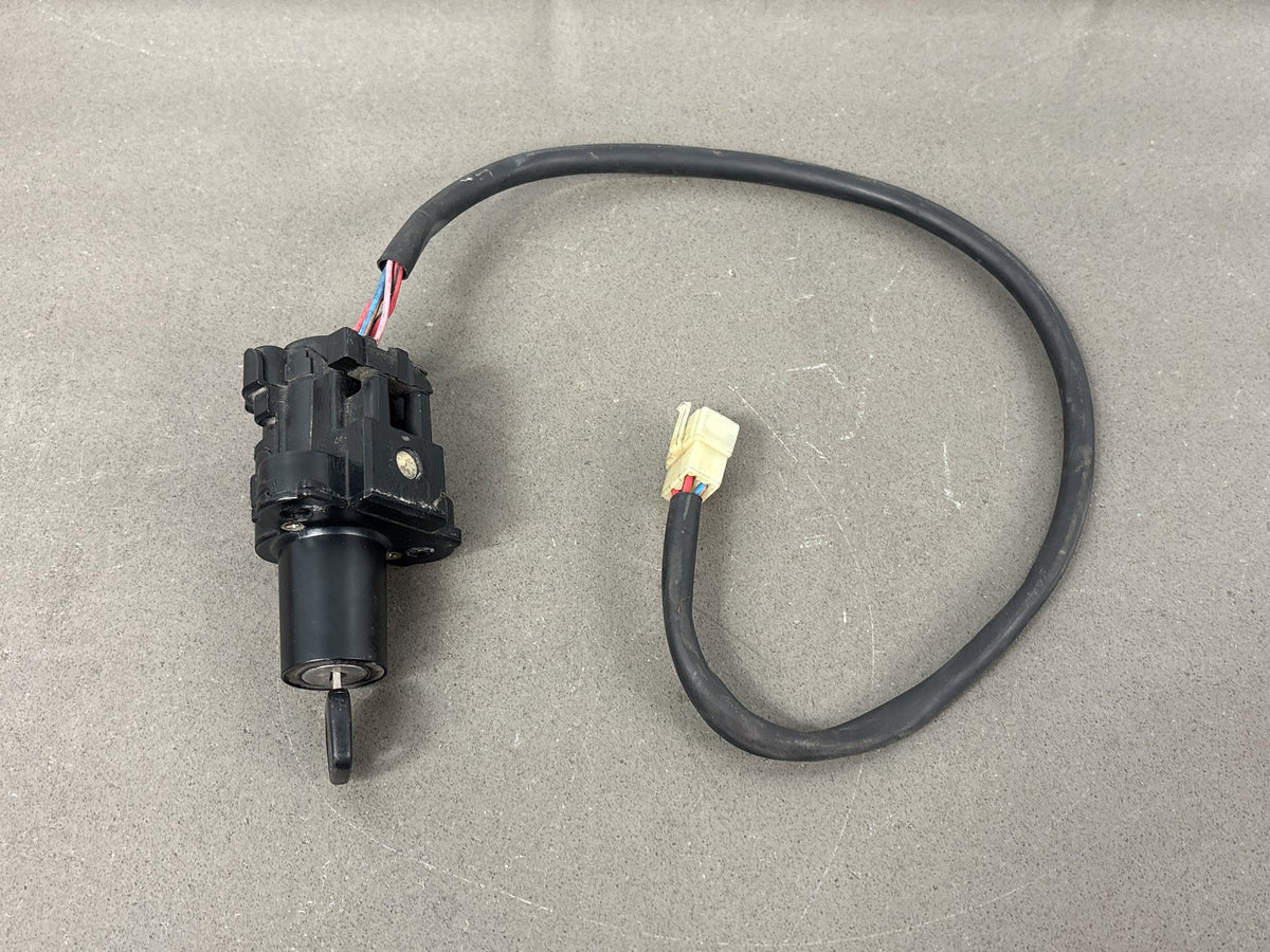 2002 Honda Interceptor 800 VFR800 Ignition Switch W/ Key And Wiring Pigtail OEM