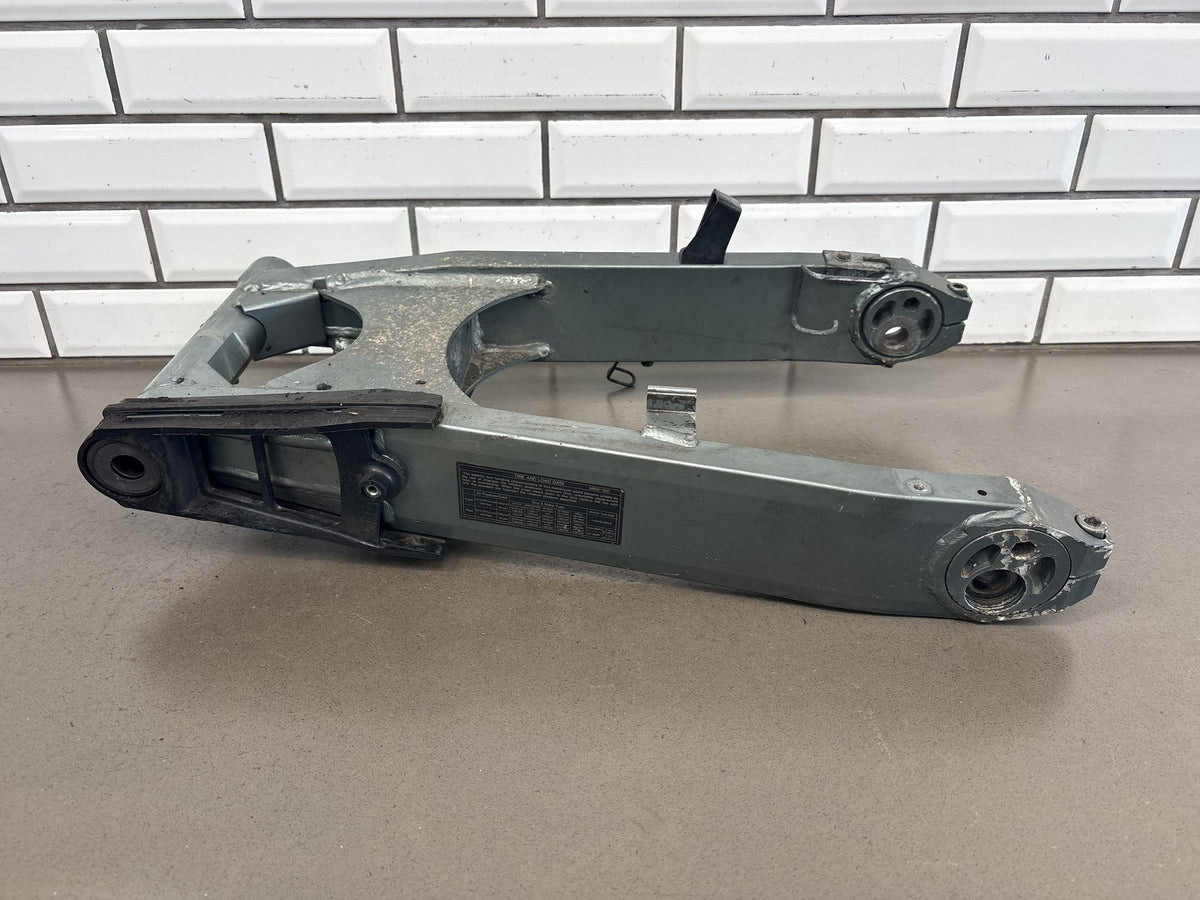 1990-1993 Kawasaki Ninja ZX-11 ZX1100C Swingarm Swing Arm OEM 33001-1351