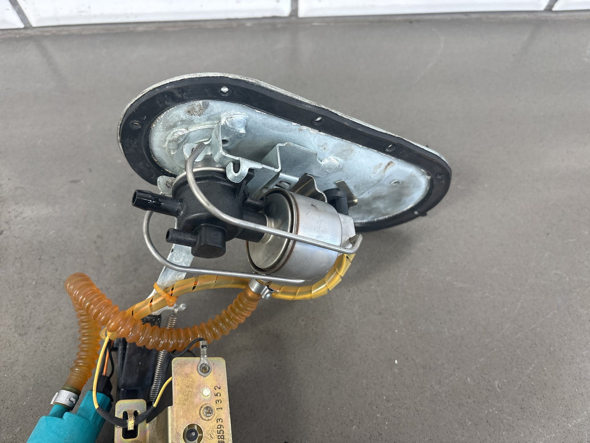 02-05 Harley Road King FLHRI FLHRCI FLHRSI Fuel Pump Sender Module OEM 75127-02C