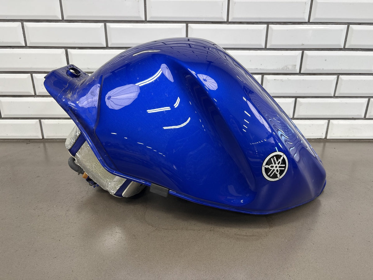 1999-2007 Yamaha YZF600R Fuel Gas Tank Blue Petcock Fuel Filter Scuffed OEM