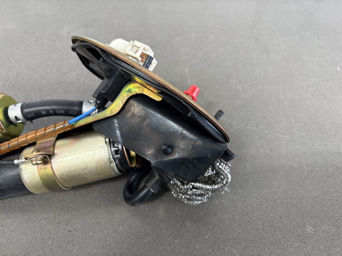 2002-06 Honda VFR800 Interceptor Fuel Pump Assembly OEM 16700-MCW-D02