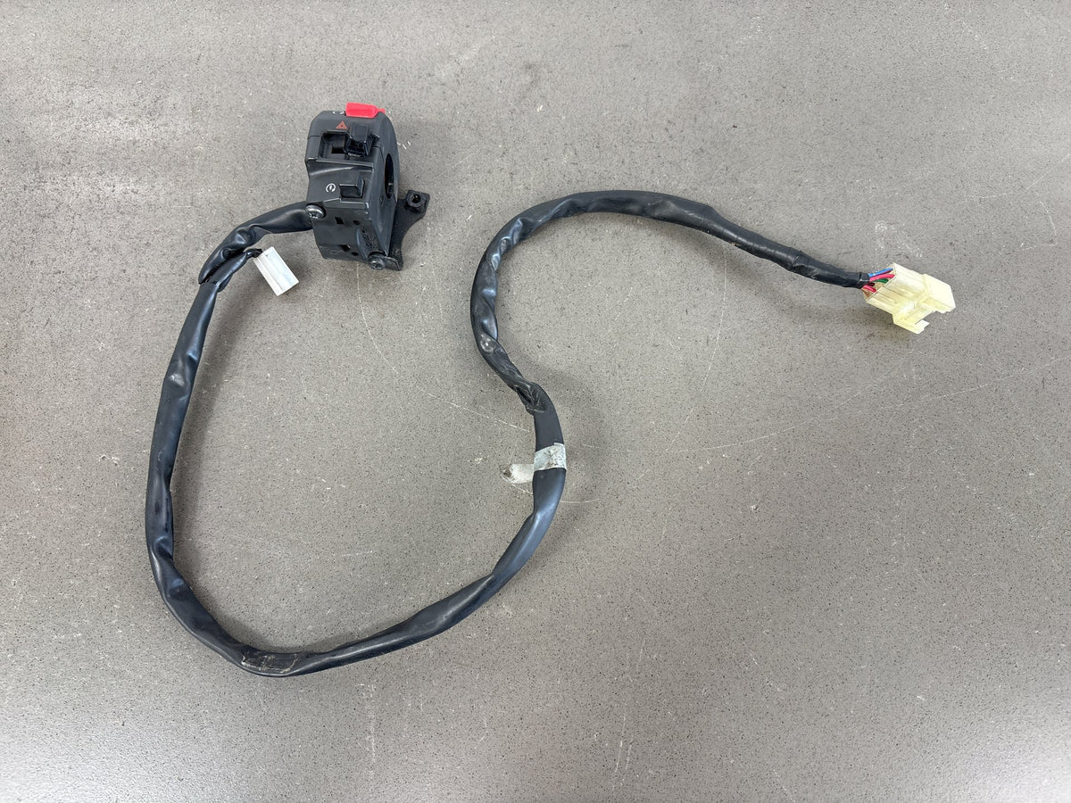 2010-2014 Kawasaki Concours 14 ZG1400 Right Handlebar Control Switch 46091-0189