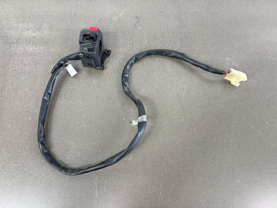 2010-2014 Kawasaki Concours 14 ZG1400 Right Handlebar Control Switch 46091-0189