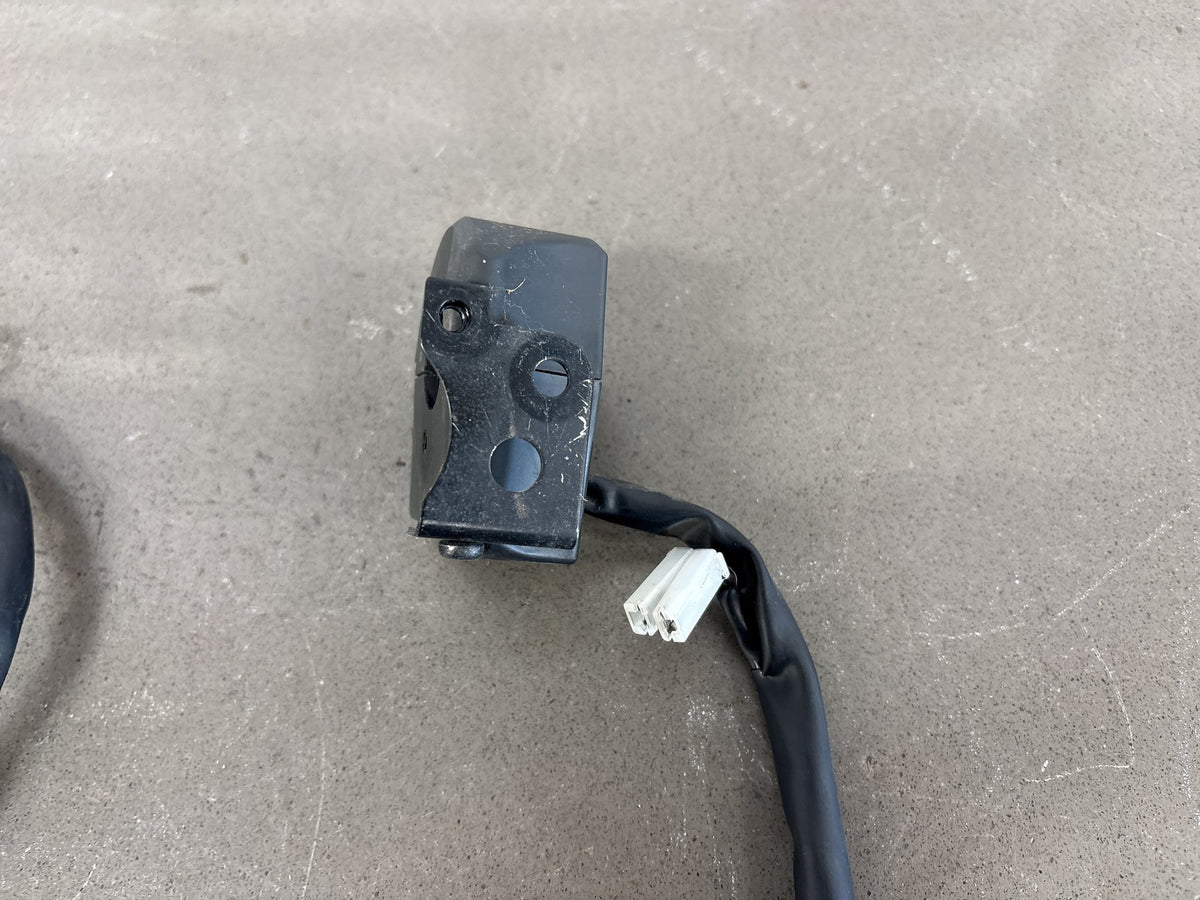 2010-2014 Kawasaki Concours 14 ZG1400 Right Handlebar Control Switch 46091-0189