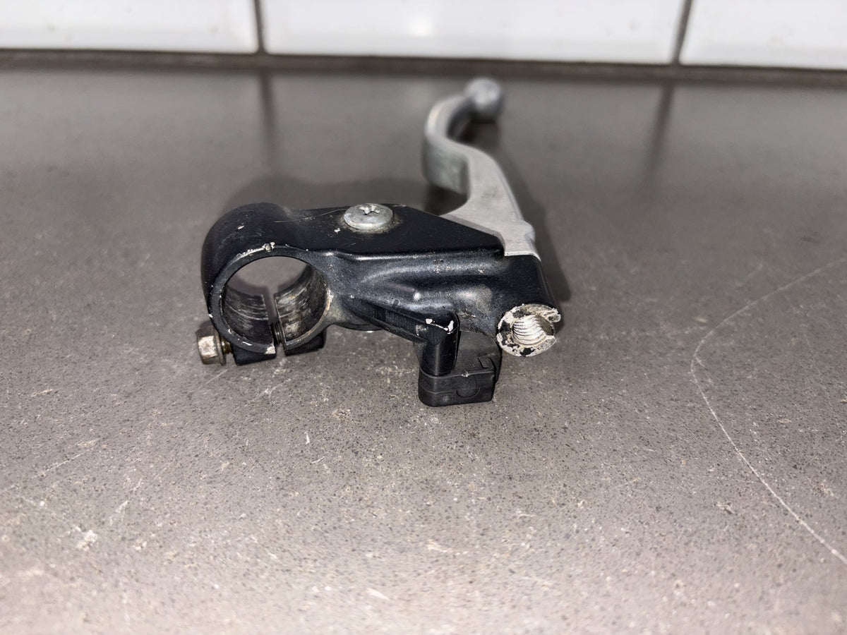 1999-2002 Yamaha YZF-R6 Clutch Lever Perch with Switch OEM