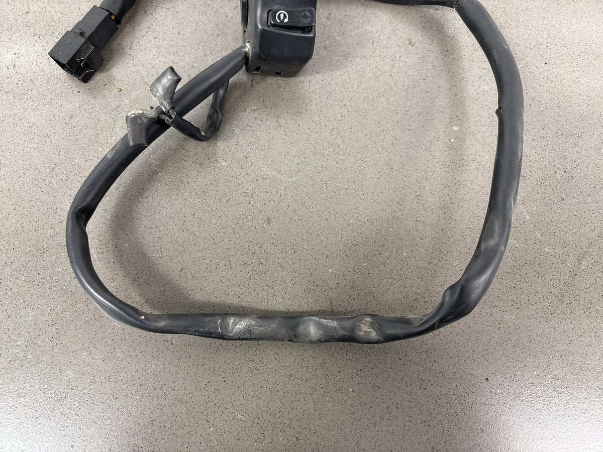 2008-2012 Triumph Street Triple 675R Right Handlebar Switch Kill Switch OEM