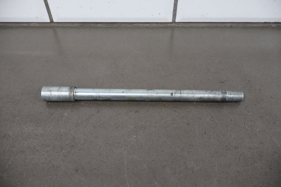 2001-04 Suzuki VL800 Volusia Front Axle OEM 54711-41F00
