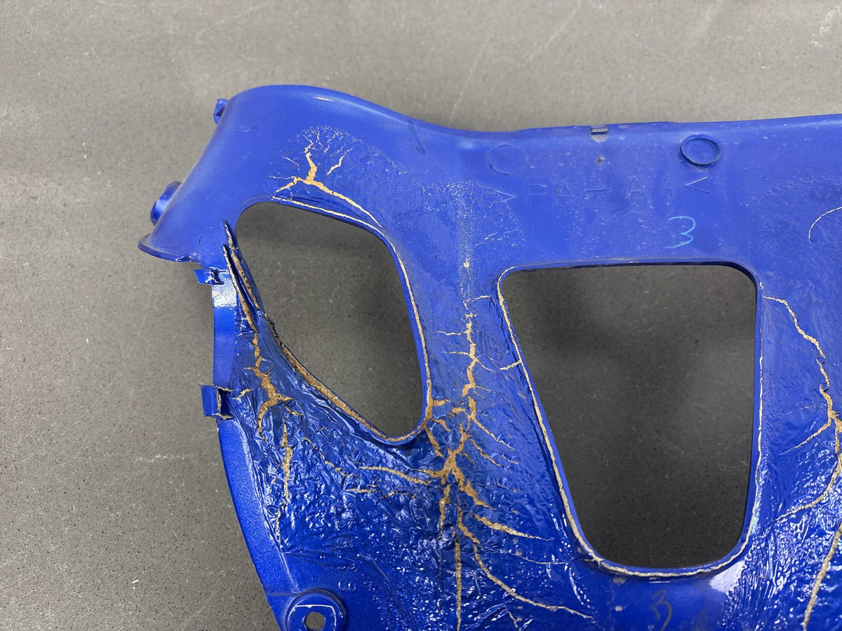 1999-2007 Yamaha YZF600R Front Lower Fairing Blue Cracked Paint OEM