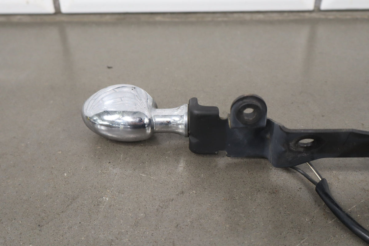 2001-03 Suzuki VL800 Volusia Front Turn Signal Set OEM with Bracket/Mount