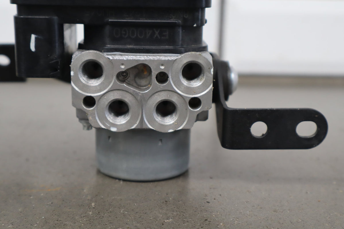 2018-2025 Kawasaki Ninja 400 ABS Pump 16082-0785