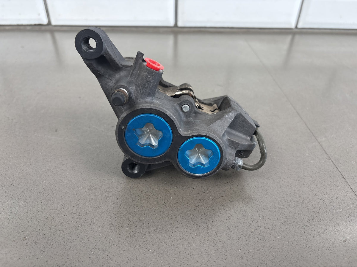 1999-2007 Yamaha YZF600R 3K Mile Pair Front Brake Calipers 4 Piston W Pads OEM