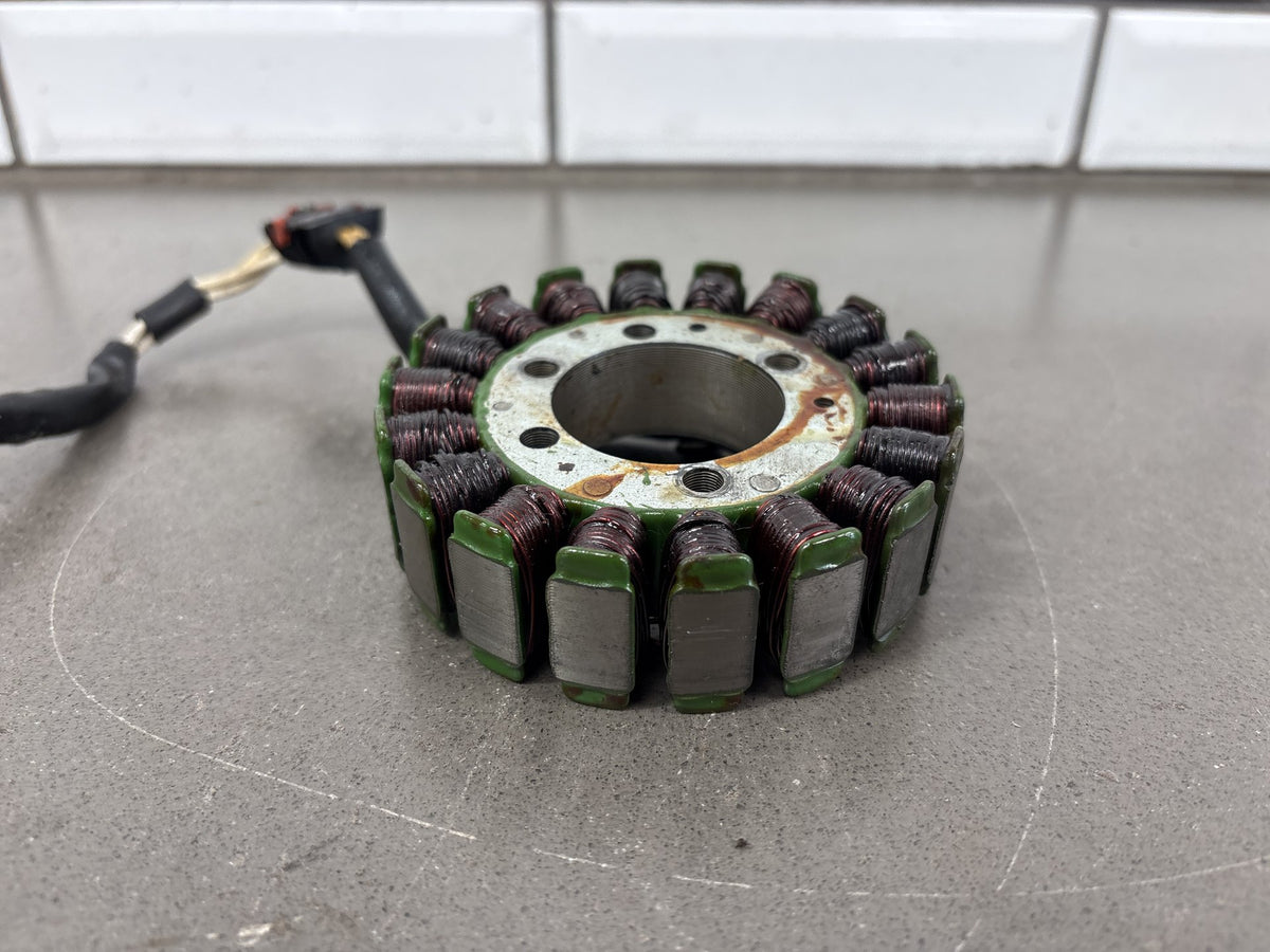 99-02 Yamaha R6 OEM Stator Magneto Assembly 5EB-81410-00-00 Genuine