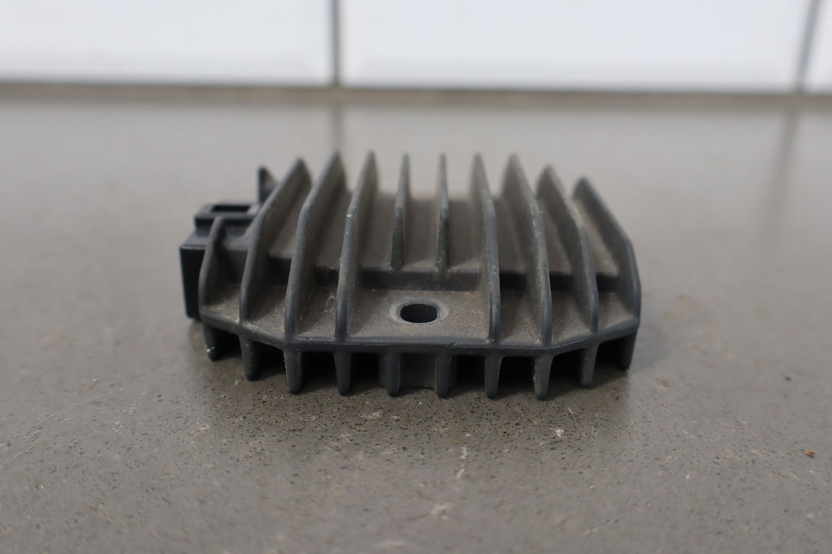 2008 Kawasaki Ninja 250R Voltage Regulator Rectifier OEM
