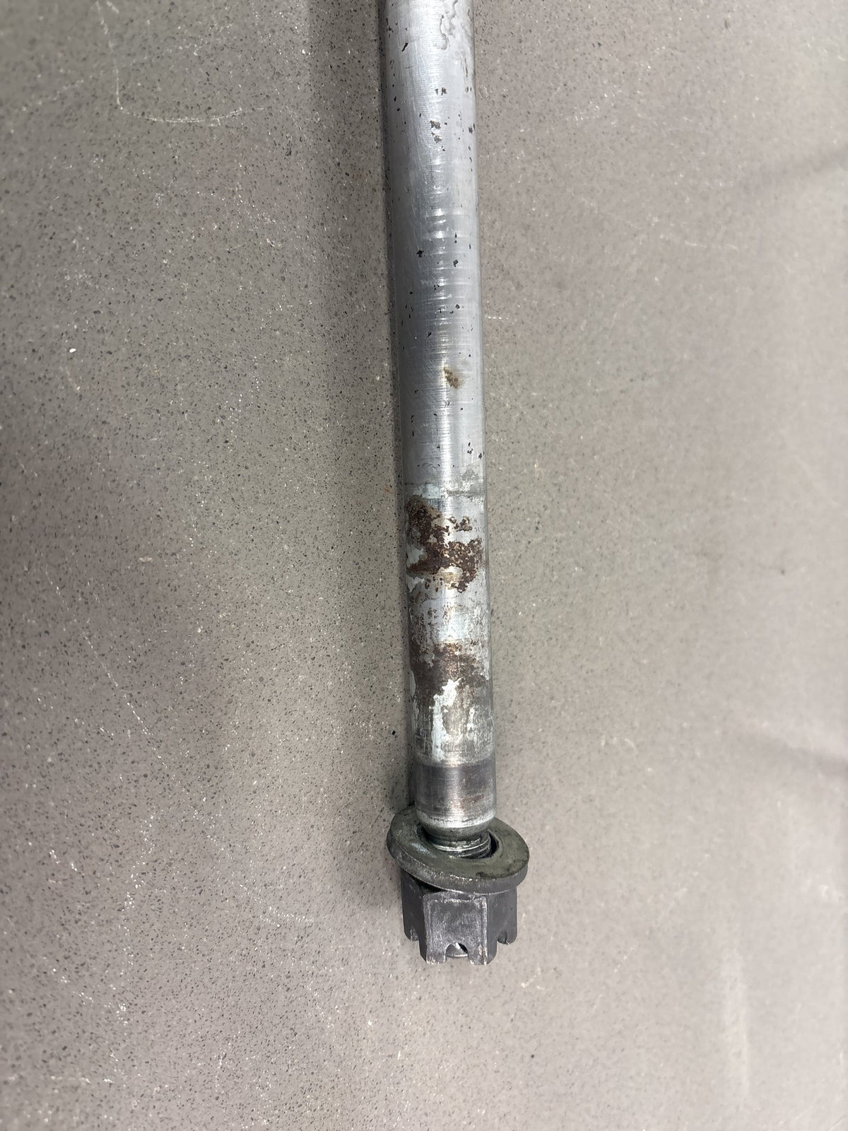 00-06 Harley Heritage Softail Classic FLSTC FLSTCI Rear Axle OEM 41110-79A