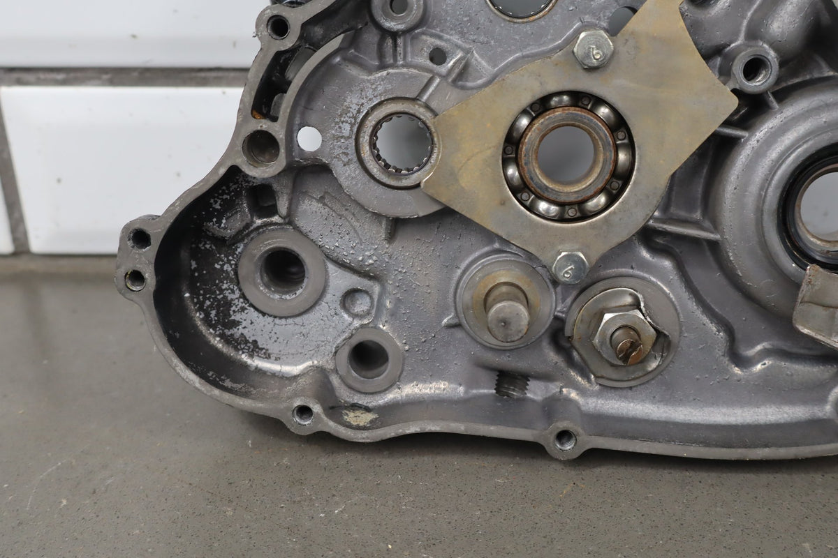 77-81 Yamaha YZ100 78-80 YZ125 Right Crankcase OEM 2W5-15111-00-00