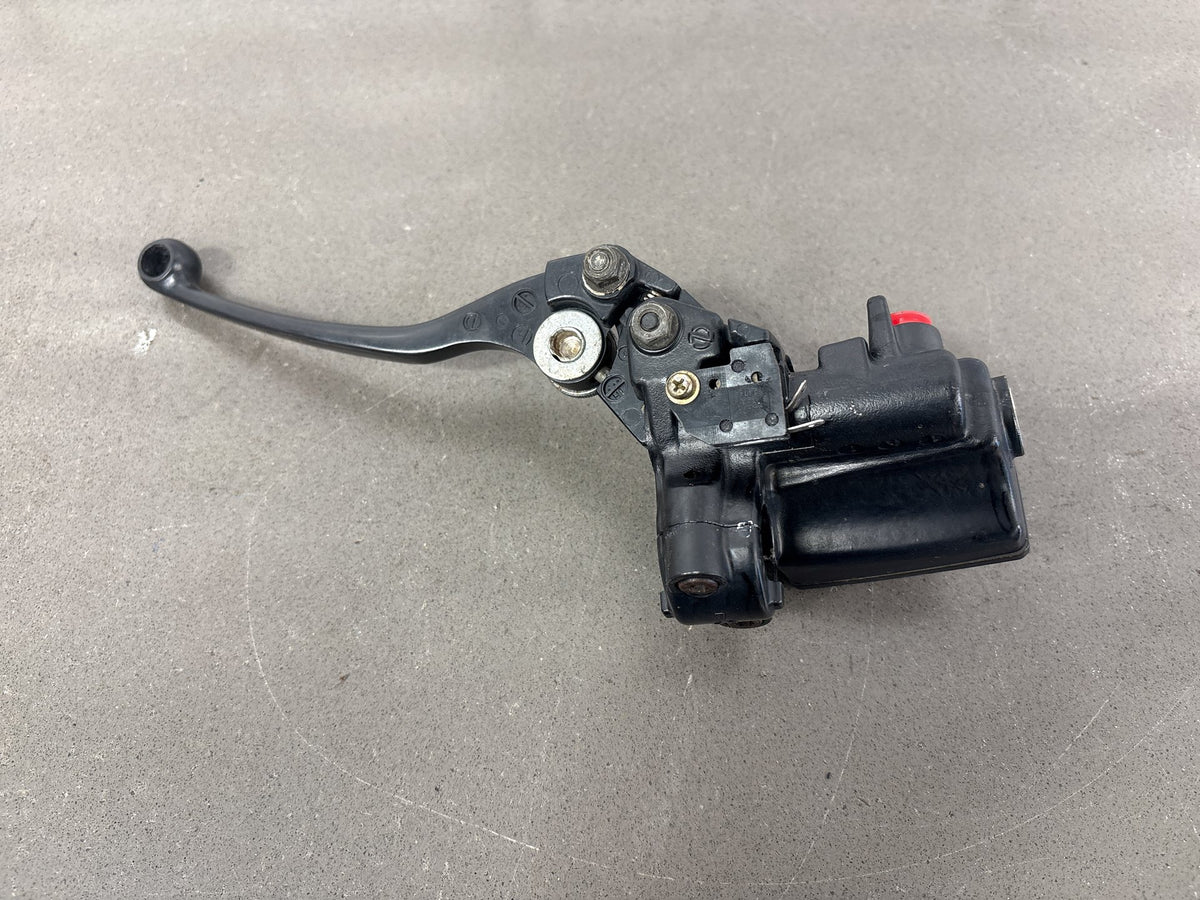 1990-2000 Kawasaki ZX-11 ZX1100C ZX1100D Front Brake Master Cylinder 43015-1498