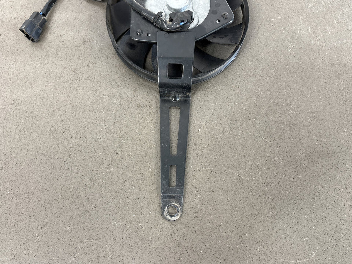 2006-2011 Yamaha FJR1300A Radiator Cooling Fans Pair Black OEM 3P6-12405-00-00
