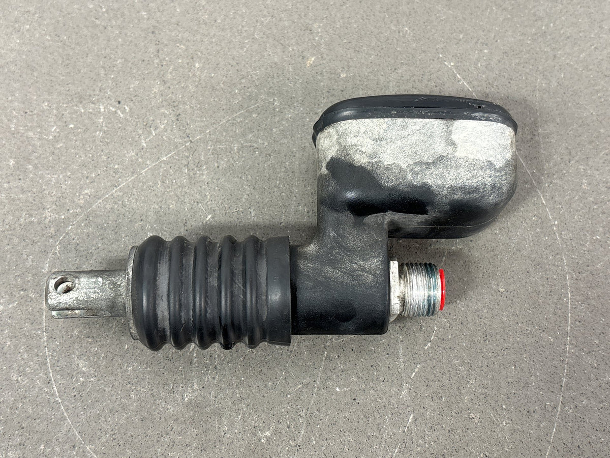 Harley Davidson HD FLT Softail FLHT 99-07 Chrome Rear Brake Master Cylinder