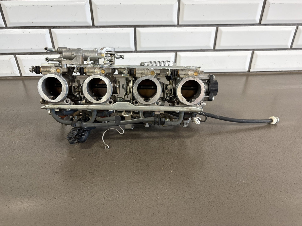 2006 Yamaha FJR1300A Throttle Bodies Injectors Fuel Rail TPS OEM 3P6-13750-01-00