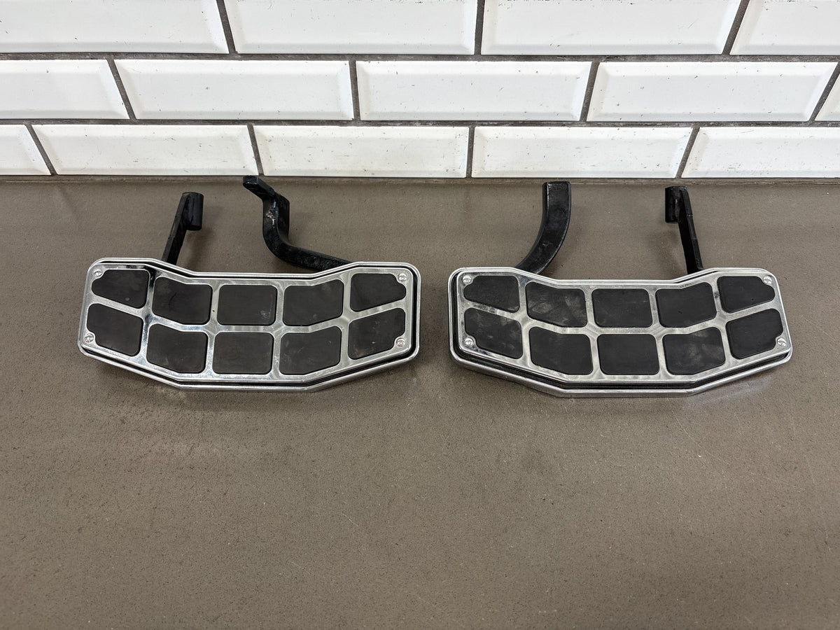 1993-2008 Harley Touring FLHR FLHT FLTR Driver Floorboards Pair Grid Inserts OEM