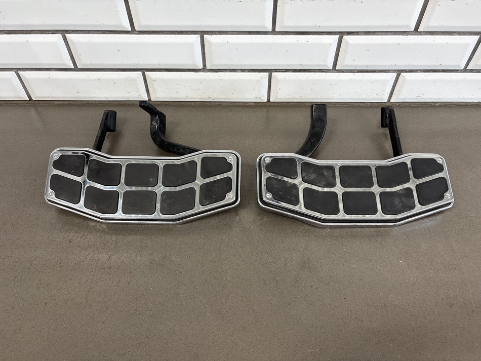 1993-2008 Harley Touring FLHR FLHT FLTR Driver Floorboards Pair Grid Inserts OEM