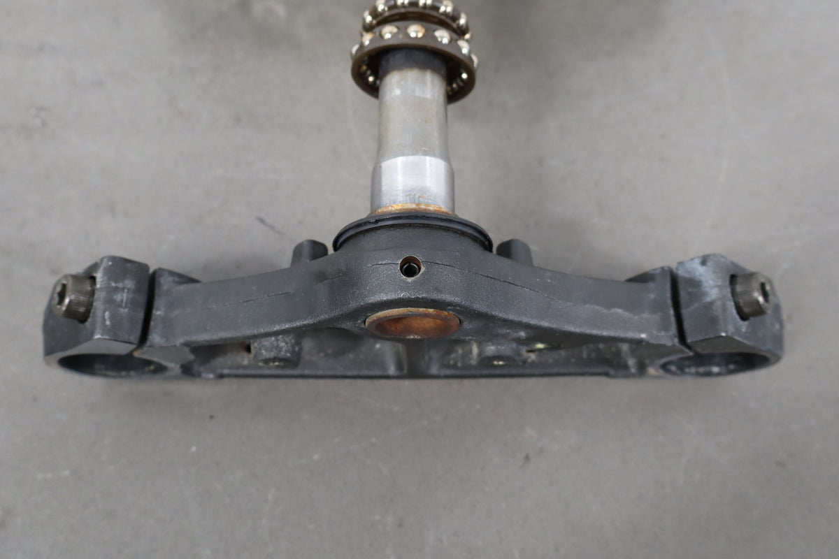 2001-04 Suzuki VL800 Volusia Triple Tree Stem OEM 51410-41F20