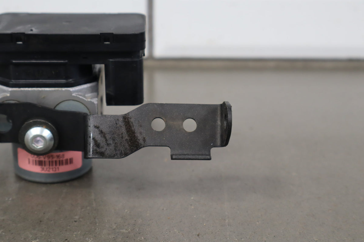 2018-2025 Kawasaki Ninja 400 ABS Pump 16082-0785