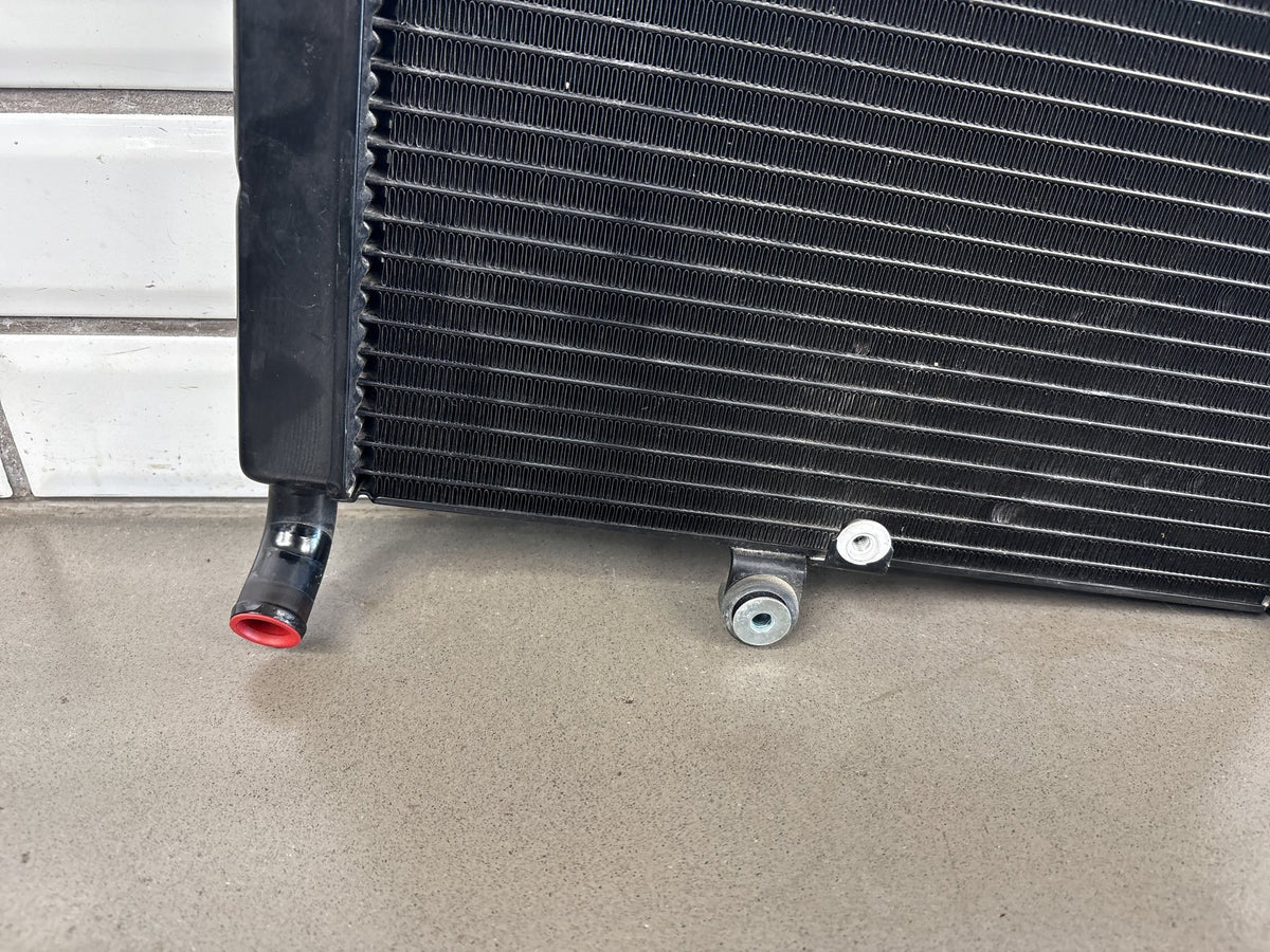 1999-2007 Yamaha YZF600R 3K Mile Radiator With Cap Engine Cooling Black OEM