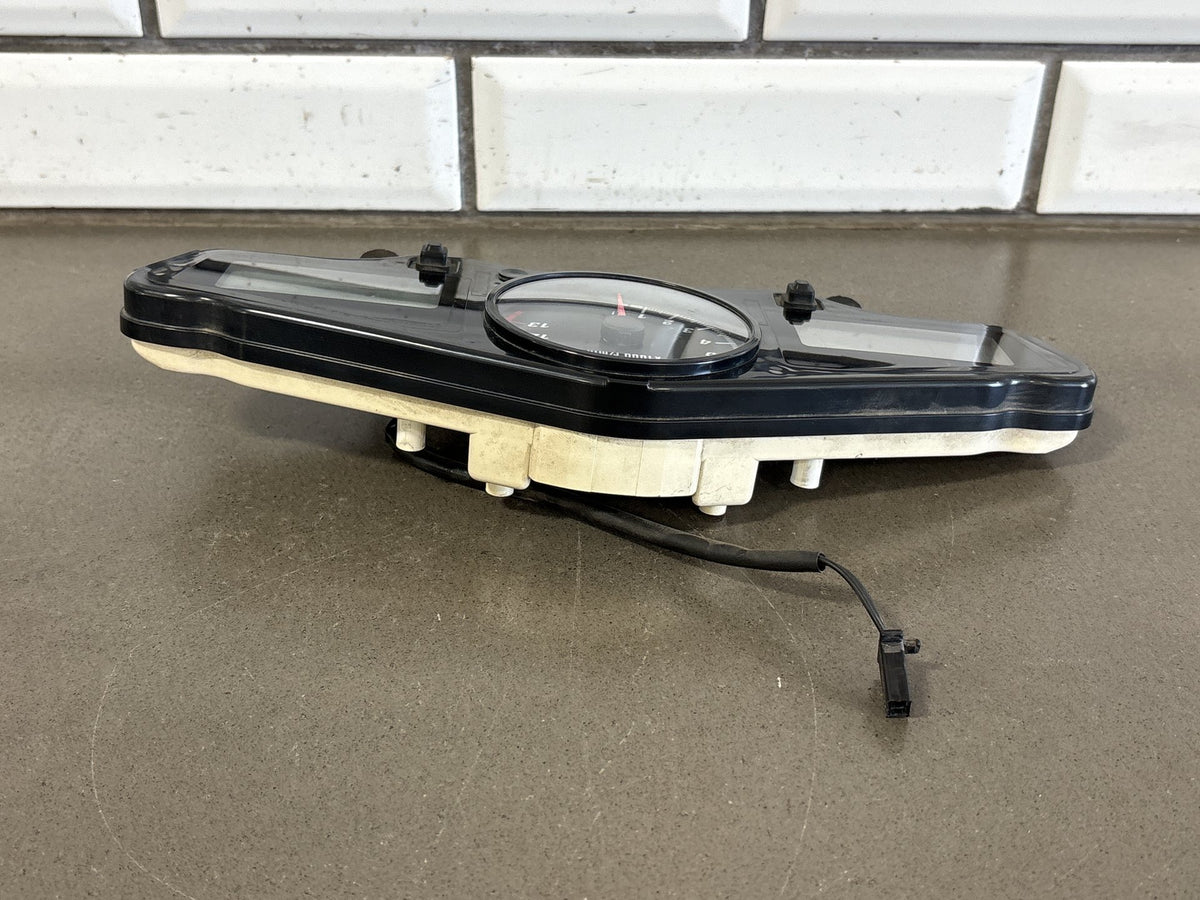 2002 Honda VFR800 Interceptor Gauge Cluster Speedometer Tachometer OEM
