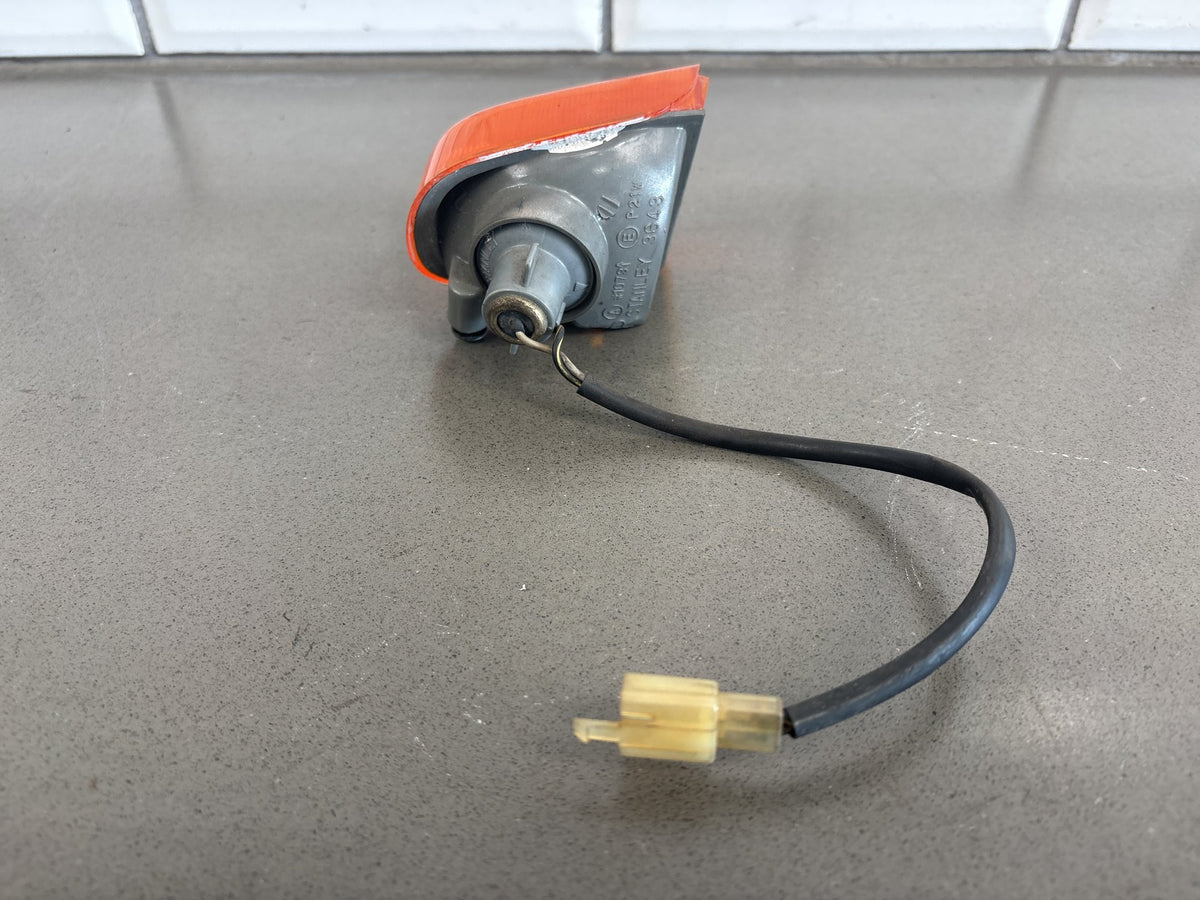 1990-1993 Kawasaki ZX-11 ZX1100C Rear Turn Signal Pair LH RH OEM 23040-1210